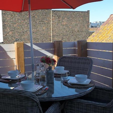The Rooftop - A Trendy New Apartment With Airconditioning, Large Terrace & Free Parking 奥斯滕德 外观 照片