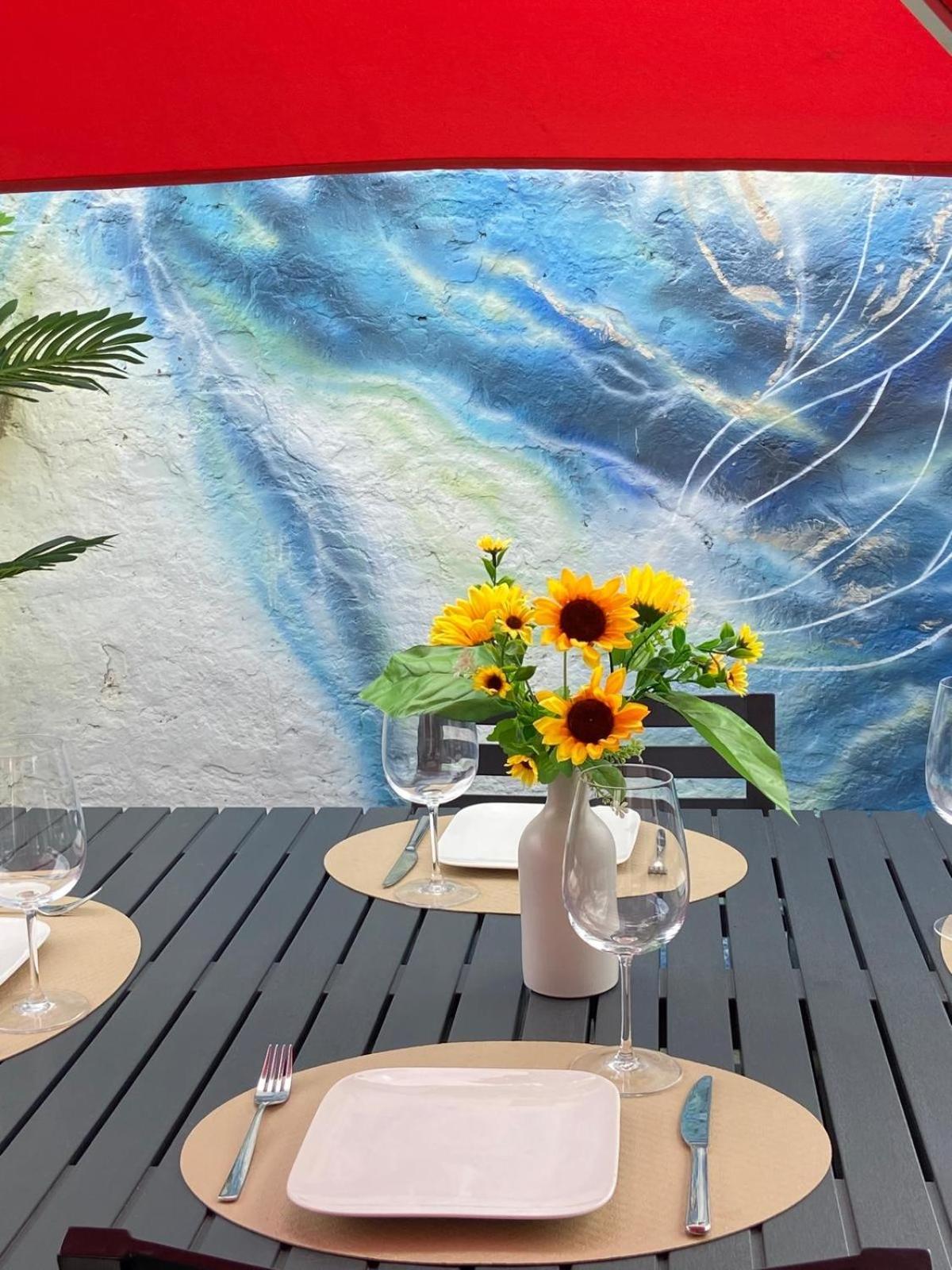 The Rooftop - A Trendy New Apartment With Airconditioning, Large Terrace & Free Parking 奥斯滕德 外观 照片
